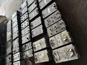 автозапчастини для вантажівок на такі авто: Mercedes Actros Iveco Stralis Scania L R P G Volvo FH, FM MAN TGA TGX TGS DAF CF 75 85 Renault Magnum Renault Premium DAF XF 95 105 106