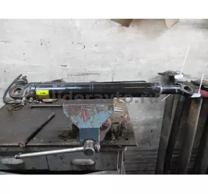 Цилиндр подъема кабины 5010316793, RENAULT (Рено) MAGNUM PREMIUM DXI (T-063) (T-101) RENAULT (Рено) 5010316793 Цилиндр подъема кабины 5010316793, RENAULT (Рено) MAGNUM PREMIUM DXI (T-063) (T-101) RENAULT (Рено) 5010316793