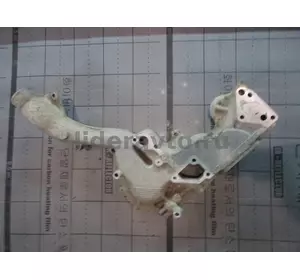 Корпус насоса водяного (помпы) 51063305033 51063305043 51063303037, MAN (Ман) TGA (T-101) MAN (Ман) 51063303037 Корпус насоса водяного (помпы) 51063305033 51063305043 51063303037, MAN (Ман) TGA (T-101) MAN (Ман) 51063303037