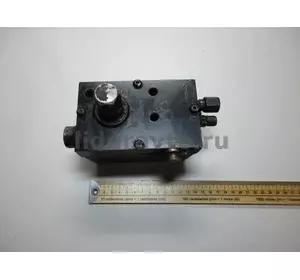 Насос подъема кабины с завареным бачком 5010316404, RENAULT (Рено) MAGNUM PREMIUM DCI (T-101) RENAULT (Рено) 5010316404 Насос подъема кабины с завареным бачком 5010316404, RENAULT (Рено) MAGNUM PREMIUM DCI (T-101) RENAULT (Рено) 5010316404