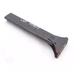 Кронштейн насоса adblue Iveco Stralis Ивеко Стралис hi-way euro 6 евро 6 Кронштейн насоса adblue Iveco Stralis Ивеко Стралис hi-way euro 6 евро 6