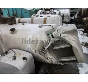 Бак паливний з AdBlue битий 81122016501, MAN (Ман) TGX (T-076) MAN (Ман) 81122016501 Бак паливний з AdBlue битий 81122016501, MAN (Ман) TGX (T-076) MAN (Ман) 81122016501