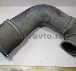 Патрубок повітряного фільтра 5010626054 5010626065, RENAULT (Рено) MAGNUM PREMIUM DXI (T-063) RENAULT (Рено) 5010626065 Патрубок повітряного фільтра 5010626054 5010626065, RENAULT (Рено) MAGNUM PREMIUM DXI (T-063) RENAULT (Рено) 5010626065