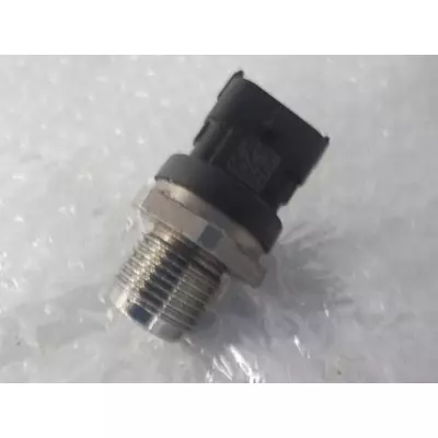 Датчик давления топлива MAN TGX МАН ТГХ euro 6 евро 6 0281002920 бу, б/у