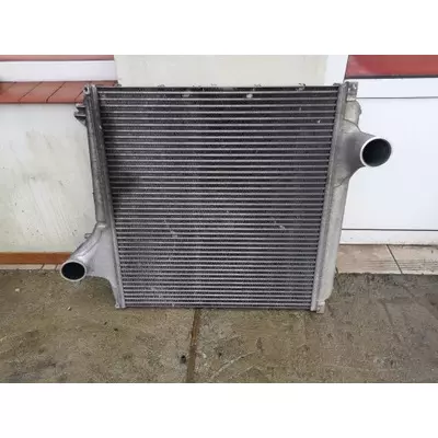 Охолоджувач повітря, інтеркулер Renault T Truck Рено Т Трак truck range euro 6 євро 6 бу