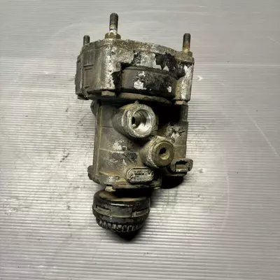 9730020060, 81523016189 Кран керування гальмами причепа Wabco MAN