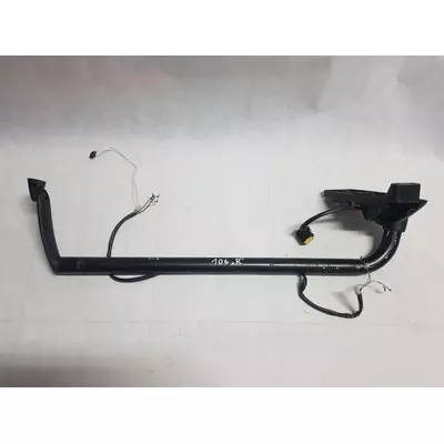 Кронштейн дзеркала правого, стійка дзеркала DAF XF 106 ДАФ ХФ euro 6 євро 6 бу, б / у