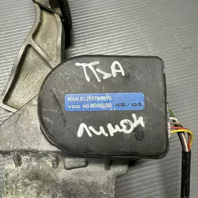 81259706094 Педаль газу акселератора MAN TGA